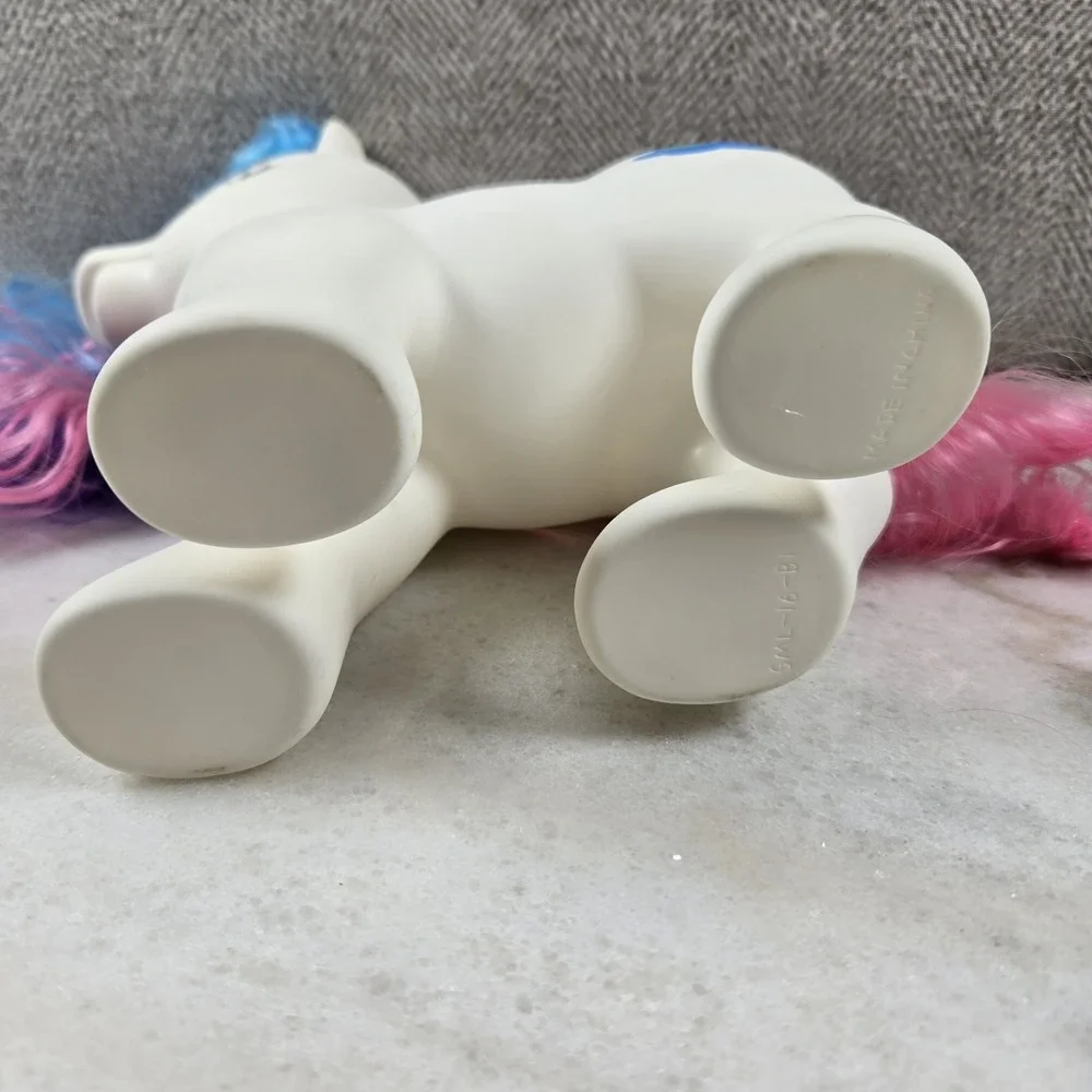 Vintage‎ Gi-Go Jumbo White Unicorn Pony Toy Blue Horn Moon & Cloud MLP 'Fakie'